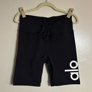 Alo Yoga Yogi Lace Up Short